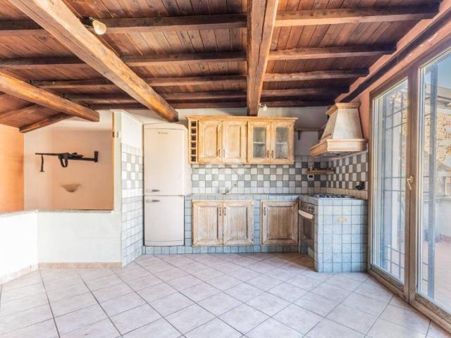 Appartamento in vendita a Ronciglione VT