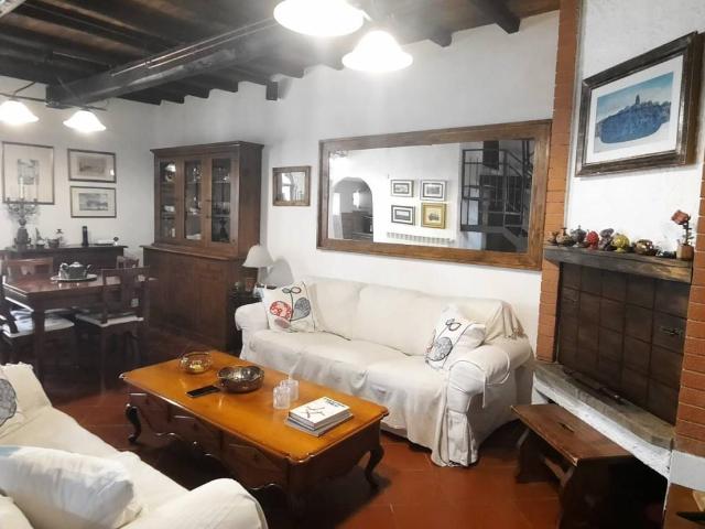 Appartamento in vendita a Ronciglione VT