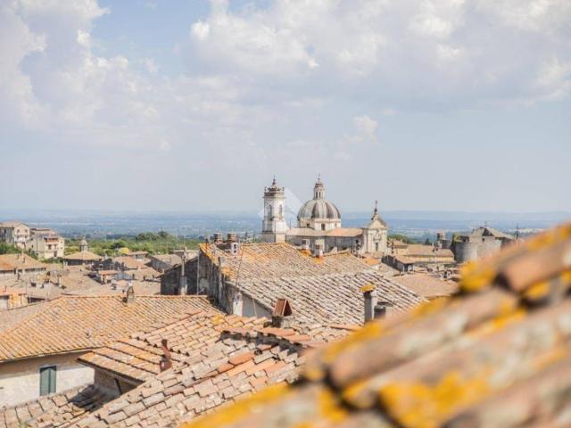 Appartamento in vendita a Ronciglione VT