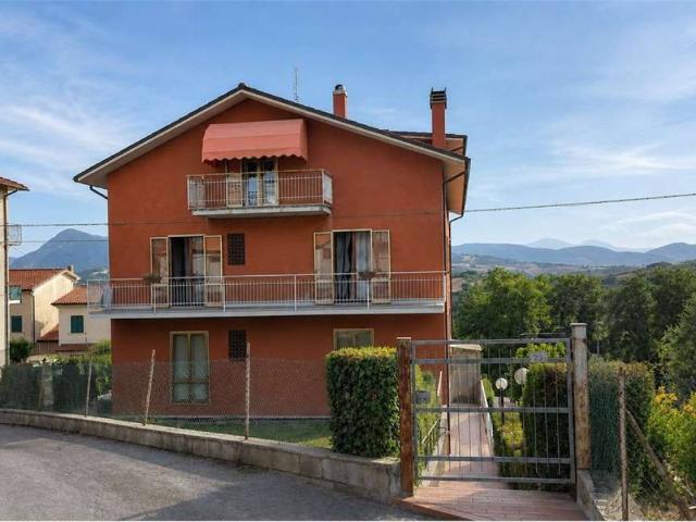Appartamento in vendita a Rosora AN