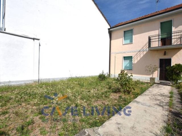 Appartamento in vendita a Rosate MI
