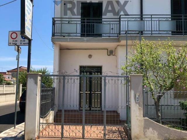 Appartamento in vendita a Roseto Capo Spulico CS