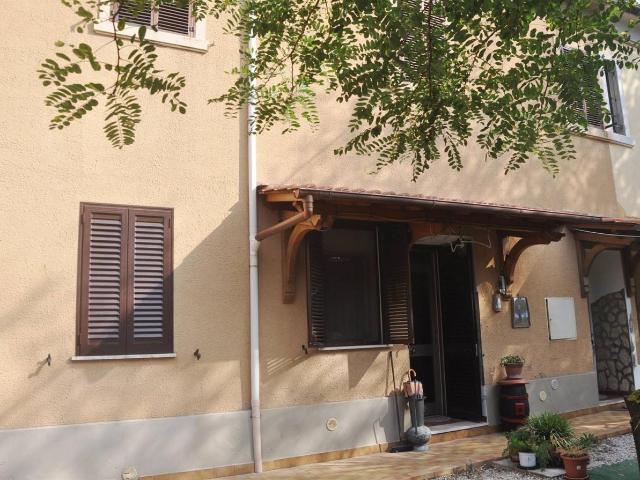 Appartamento in vendita a Rosignano Marittimo