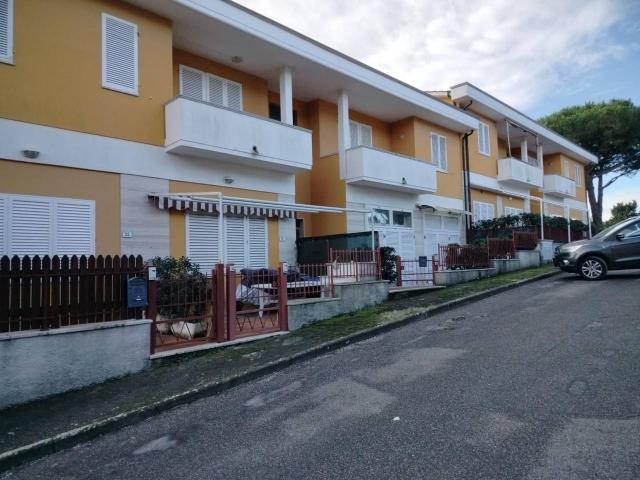 Appartamento in vendita a Rosignano Marittimo