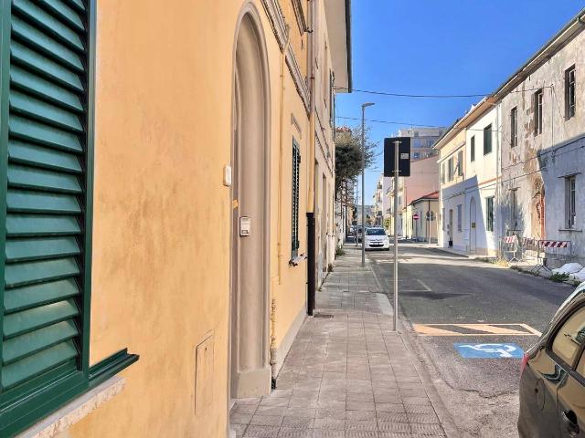 Appartamento in vendita a Rosignano Marittimo