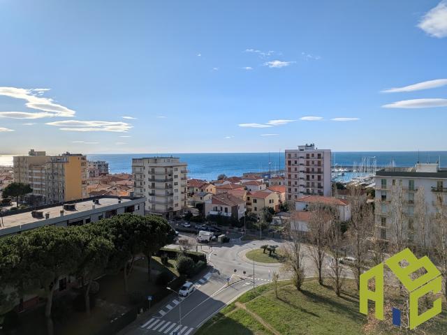 APPARTAMENTO in VENDITA a ROSIGNANO MARITTIMO ROSIGNANO SOLVAY di 5 vani