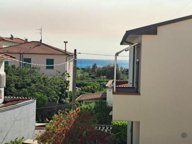 Appartamento in vendita a Rosignano Solvay Rosignano Marittimo 100 mq Rif: 1410127