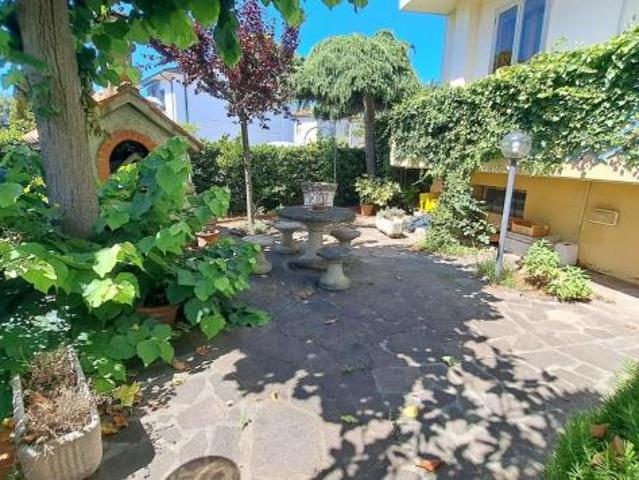 Appartamento in vendita a Rosignano Solvay Rosignano Marittimo 120 mq Rif: 1419314