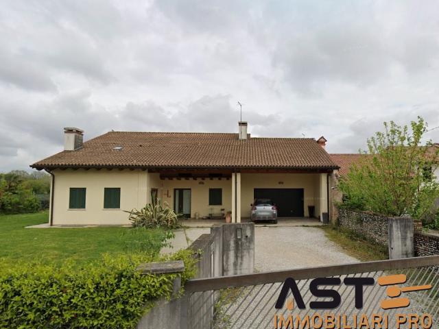 Appartamento in vendita a Rossano Veneto