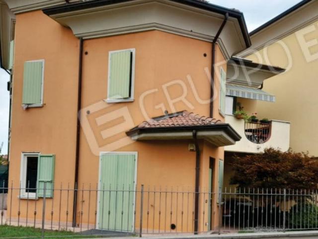 Appartamento in vendita a Rovato BS