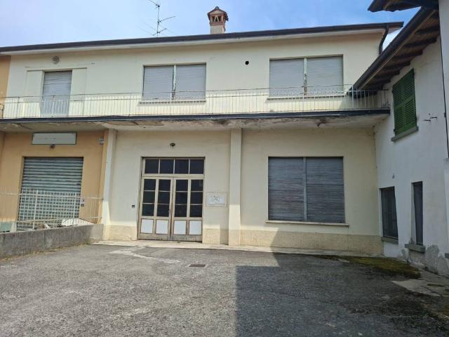 Appartamento in vendita a Rovato BS