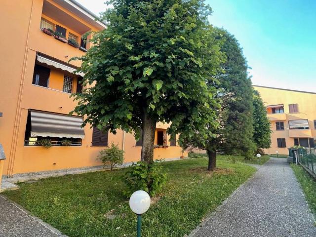 Appartamento in vendita a Rovello Porro CO