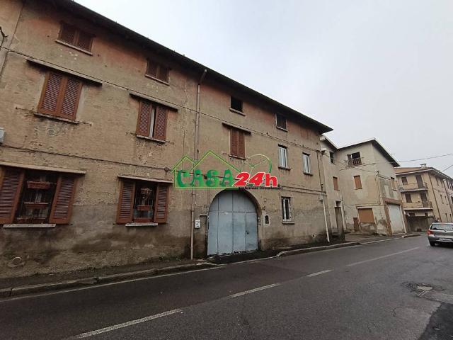 Appartamento in vendita a Rovello Porro CO