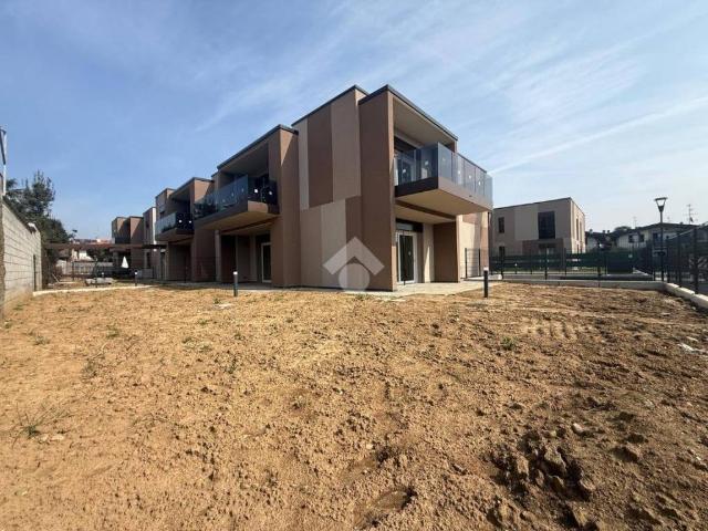 Appartamento in vendita a Rovellasca CO