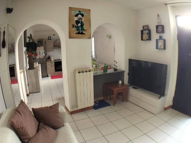 Appartamento in vendita a Rovellasca CO