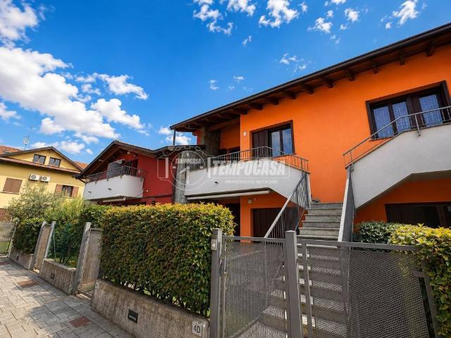 Appartamento in vendita a Rovellasca CO