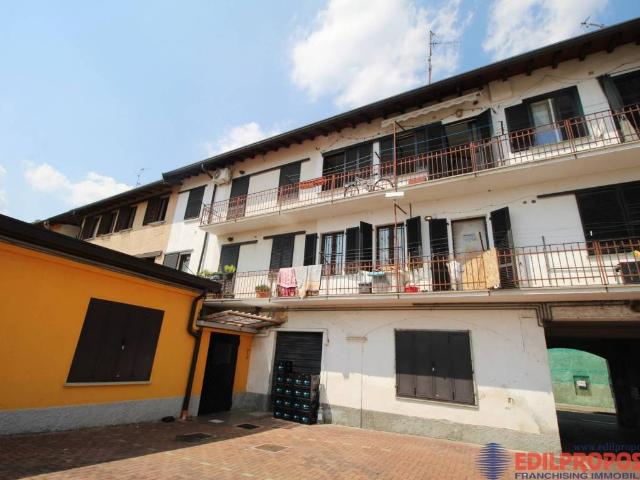Appartamento in vendita a Rovellasca CO