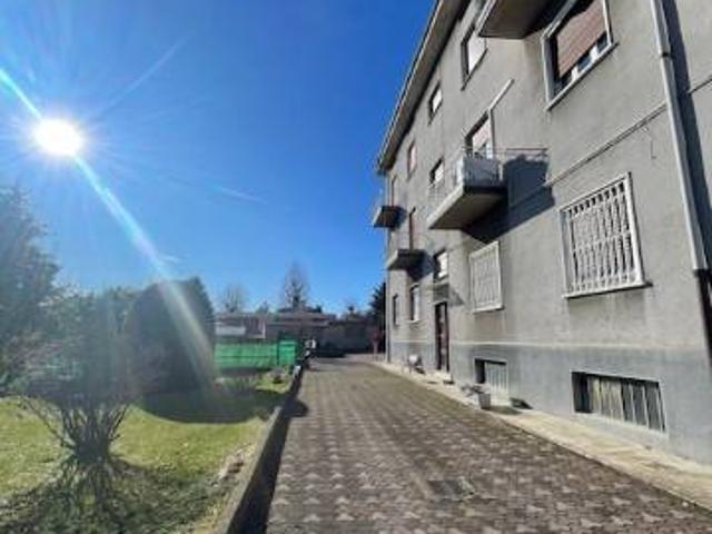 Appartamento in vendita a Rovellasca CO