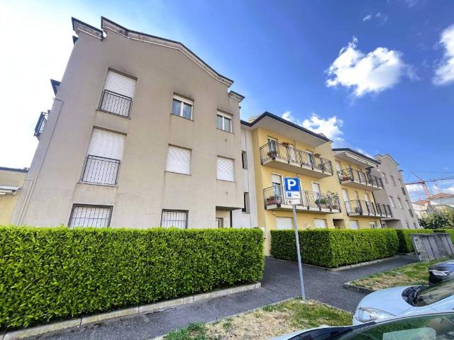 Appartamento in vendita a Rovellasca CO