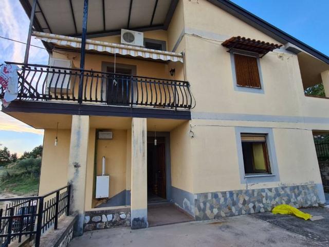 Appartamento in vendita a Rovito CS