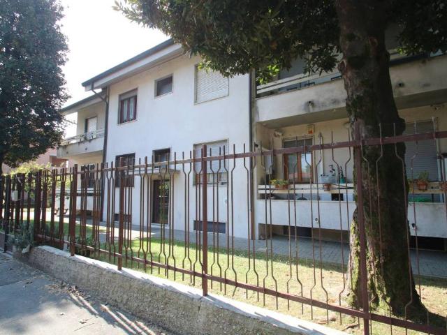 Appartamento in vendita a Rozzano MI