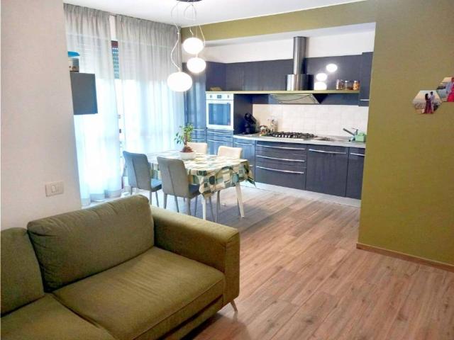 Appartamento in vendita a Rozzano MI