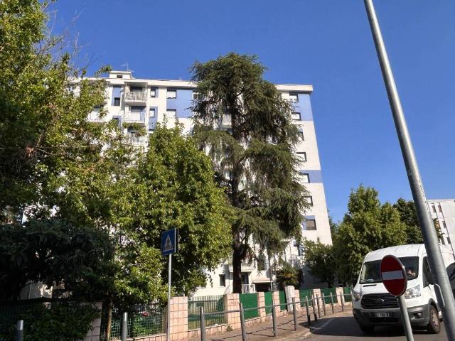 Appartamento in vendita a Rozzano MI