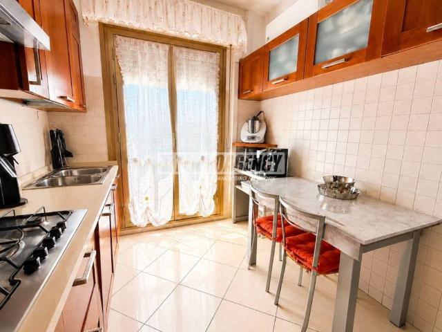 Appartamento in vendita a Rozzano MI