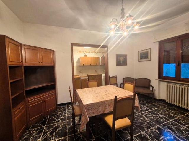 Appartamento in vendita a Staffoli Santa Croce sull'Arno 120 mq Rif: 1359458