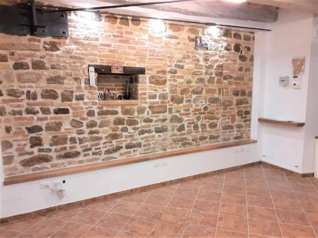 Appartamento in vendita a Staffolo AN