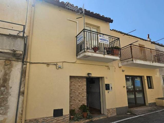 Appartamento in vendita a Stalettì CZ