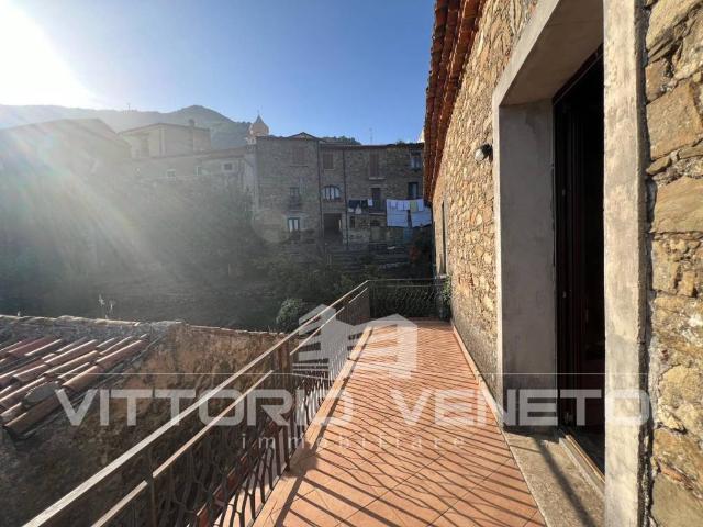 Appartamento in vendita a Stella Cilento SA