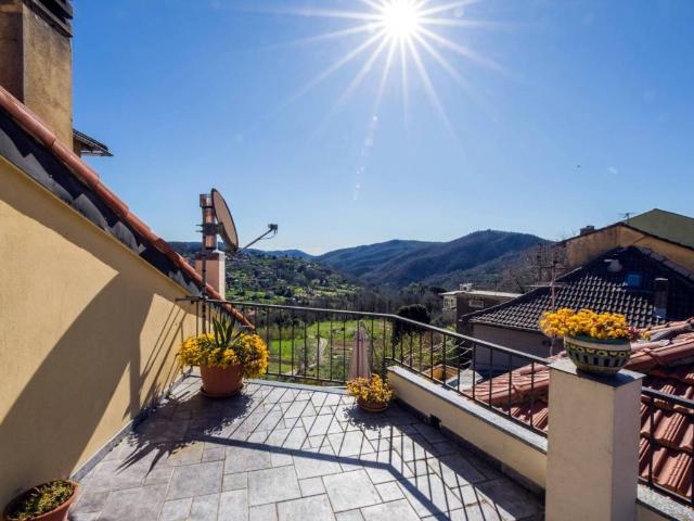 Appartamento in vendita a Stella SV
