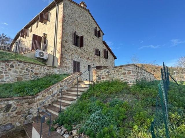 Appartamento in vendita a Stigliano Sovicille 134 mq Rif: 1402841