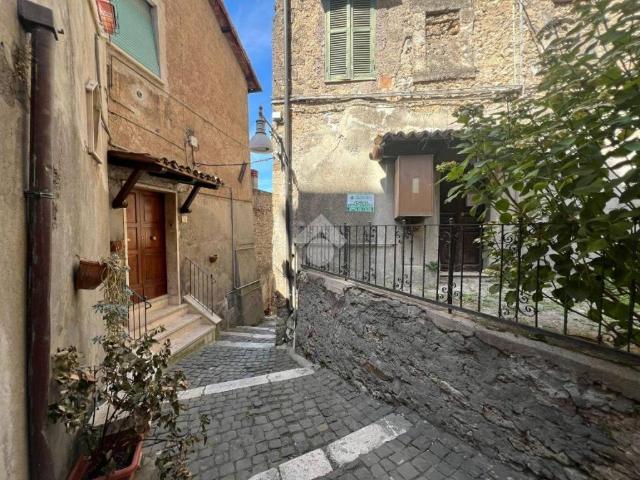 Appartamento in vendita a Subiaco RM