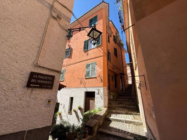 Appartamento in vendita a Subiaco RM