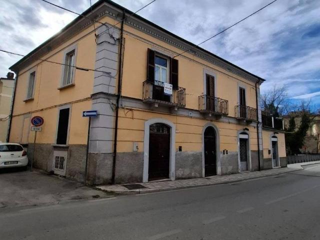 Appartamento in vendita a Sulmona AQ