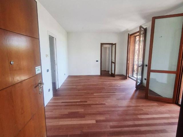 Appartamento in vendita a Sulbiate MB