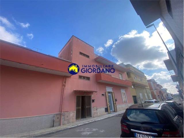 Appartamento in vendita a Surbo LE