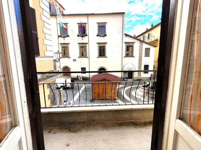 Appartamento in vendita a Sutri VT