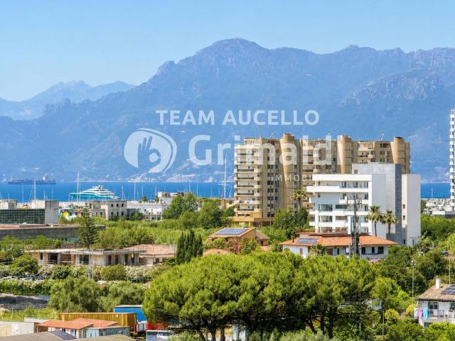 Appartamento in vendita a Salerno