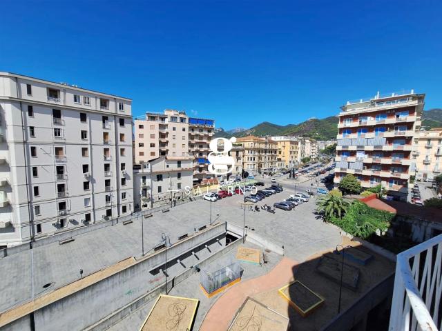 Appartamento in vendita a Salerno