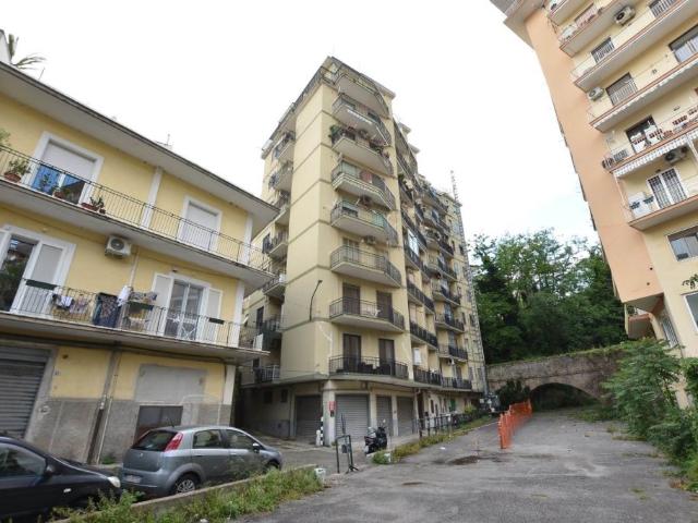 Appartamento in vendita a Salerno