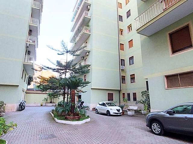 Appartamento in vendita a Salerno