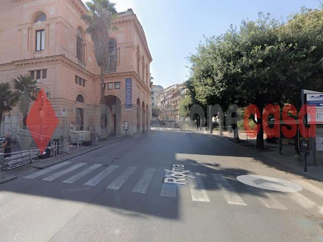 Appartamento in vendita a Salerno