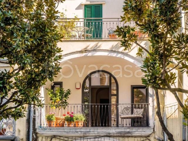 Appartamento in vendita a Salerno, Centro Storico Teatro Verdi