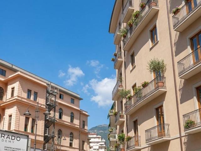 Appartamento in vendita a Salerno SA
