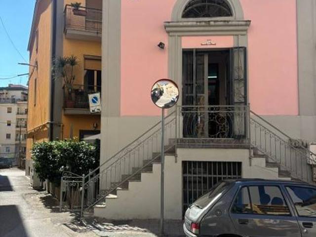 Appartamento in vendita a Salerno SA