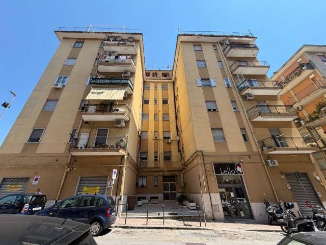Appartamento in vendita a Salerno SA