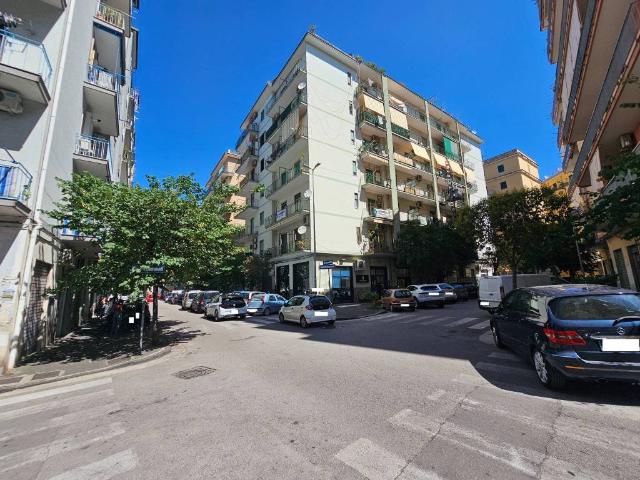 Appartamento in vendita a Salerno SA